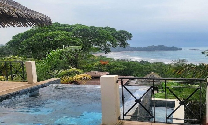 Dominical Casa | Sweeping ocean views, private infinity edge pool, & short walk to beach