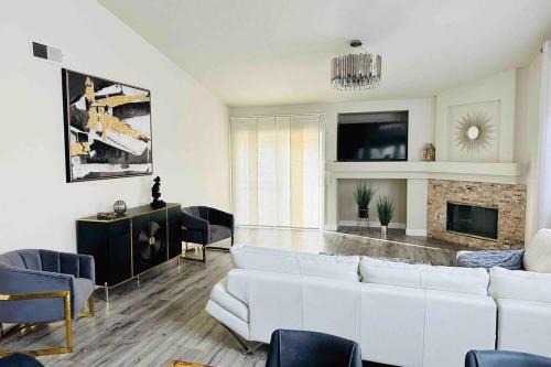 Antelope Casa | Sweet Holiday