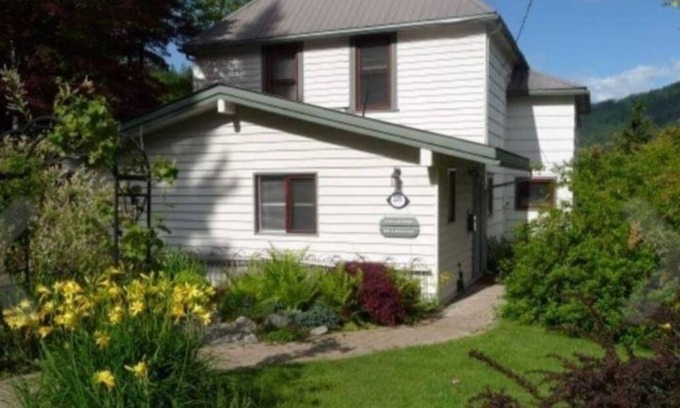 Nelson Apartamento | Sweet private studio just minutes from the downtown core.