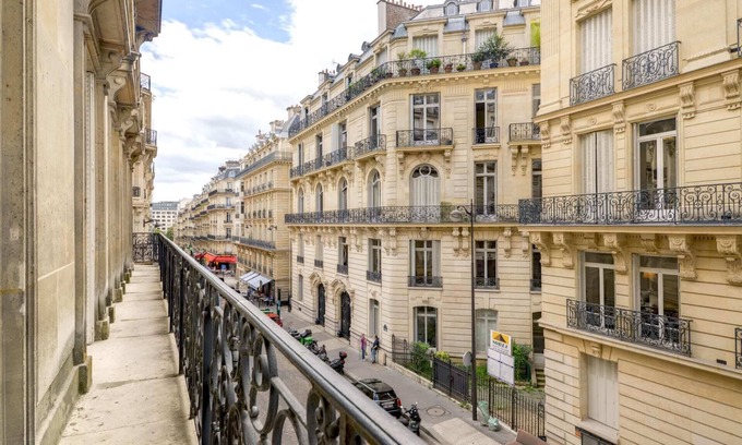 Champs-Elysees Apartamento | Sweett | Cerisoles IV