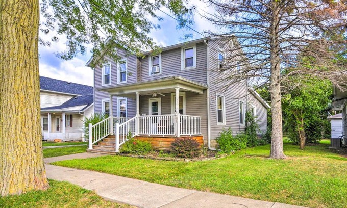 Port Clinton Casa | Sweetwater Hideaway - Blocks to Lake Erie!