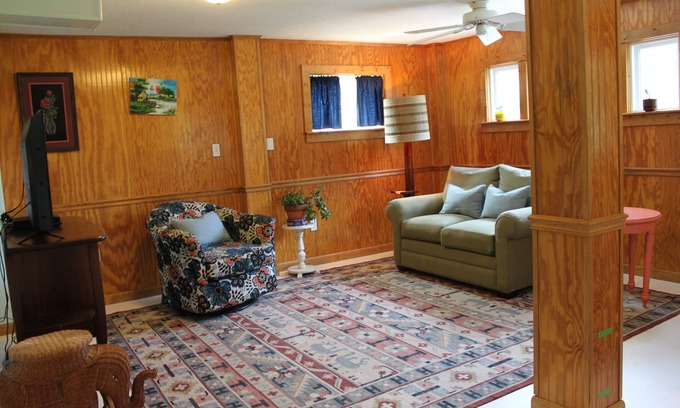 Avon Apartamento | Swell Suite Apartment, Private, One block to beach