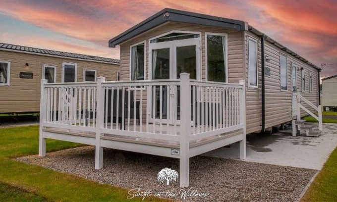 Dornoch Casa | Swift in the Willows Luxury caravan at Grannies Heilan Hame
