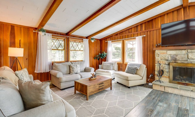 Long Pond Cabina | Swim Dock & Game Room: Lakefront Poconos Cabin!