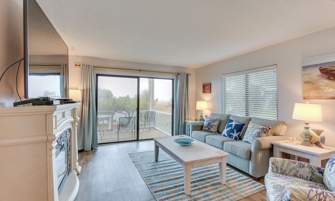 Oceanmarsh Subdivision Condominio | ¡NUEVO! Condominio de lujo frente al mar: jugar, nadar, relajarse!