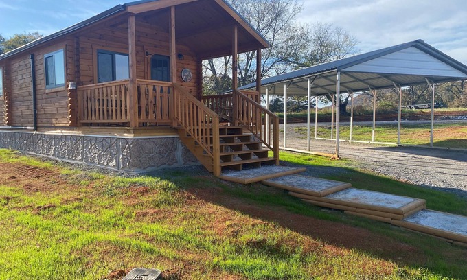 Scottsboro Cabina | SWIMBAIT CABIN