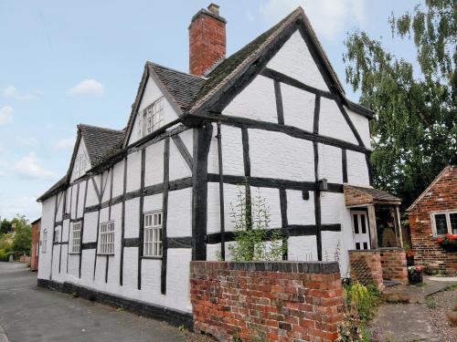 Alrewas Casa | Swiss Cottage - E5375