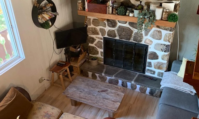 St-Adolphe-d'Howard Chalet De Esquí | Swiss" house on the mountain in St-Adolphe-d'Howard