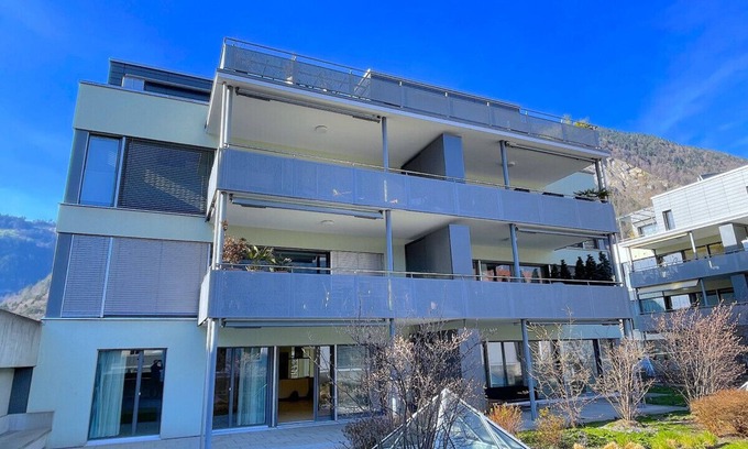 Central Interlaken Condominio | SwissHut Modern 10min Interlaken West Station - Apart Markt