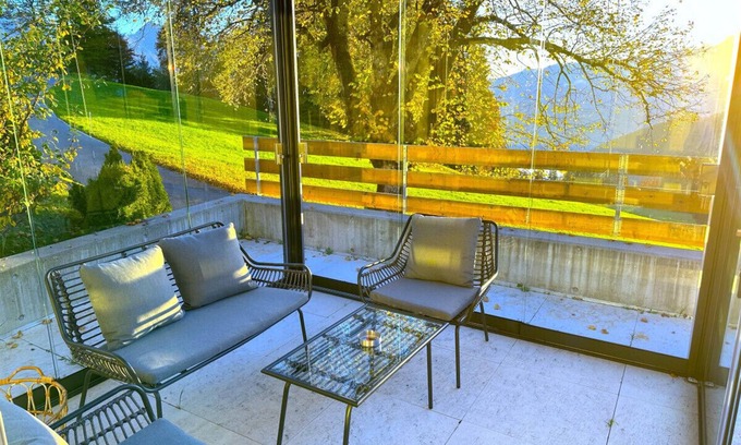 Bangerten Chalet De Esquí | SwissHut Modern Chalet with Spa - Chalet Beunden