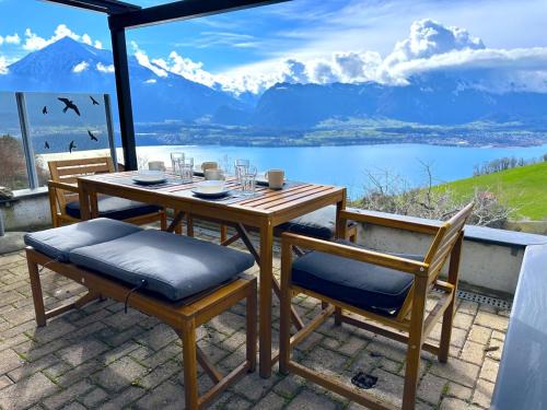Goldiwil Chalet De Esquí | SwissHut Stunning Views Alps & Lake - Chalet Schärme