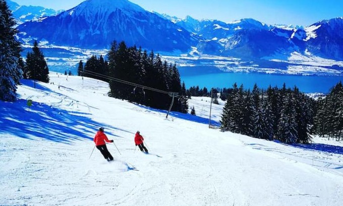 Goldiwil Apartamento | SwissHut Stunning Views Alps Lake - Apart. Aeschlen Up