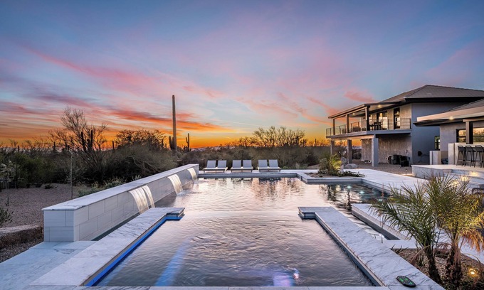 North Scottsdale Casa | 2 Homes+Pickleball+Gym+360 Valley Views+Pool/Spa