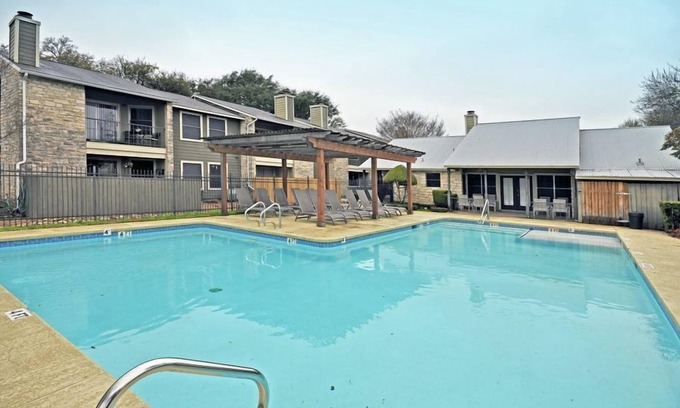 Anderson Mill Apartamento | SXSW, FORMULA 1, ACL, bodas, vacaciones, SOLO POR DIVERSION