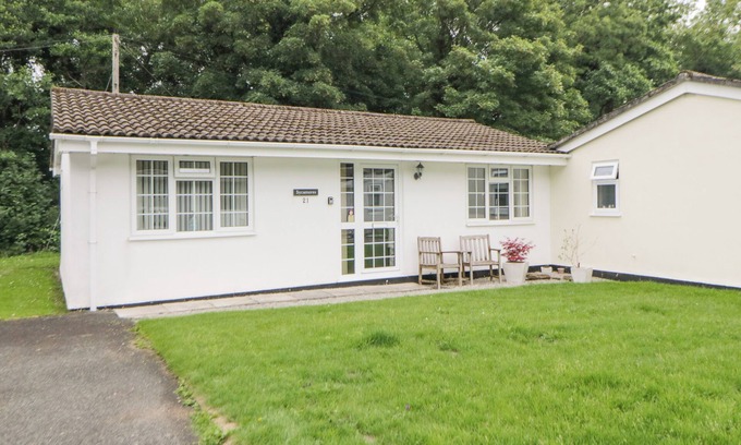 Liskeard Cabaña | SYCAMORES, family friendly, with a garden in Liskeard