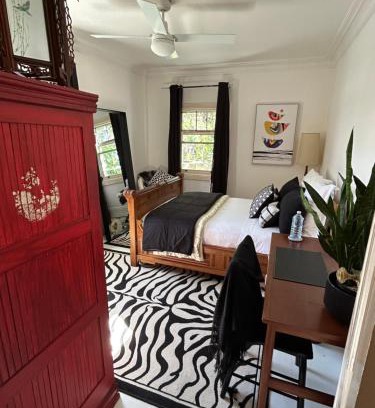 Rozelle Casa | Sydney Harbour Designer Terrace Guest Wing