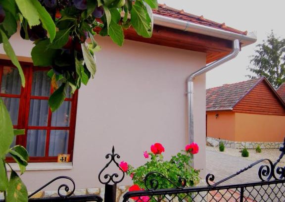 Tolcsva Apartamento | Szilvaliget Vendégház