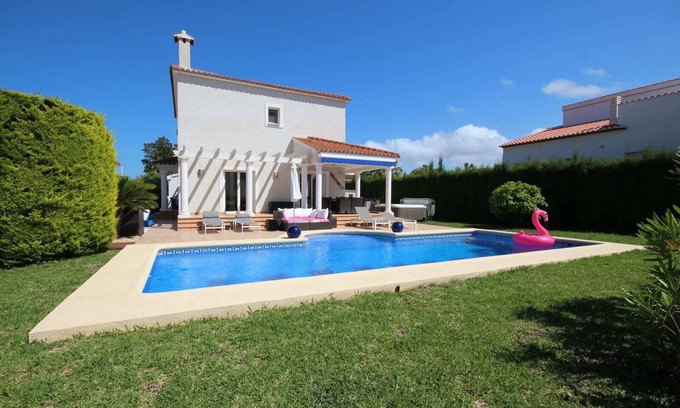Els Poblets Villa | T-1115 Moderna y soleada villa en Els Poblets