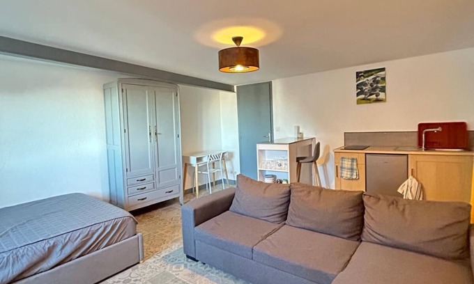 Gueret Apartamento | T1 à Louer Centre Ville de Guéret Pouvant Accueillir 4 Personnes