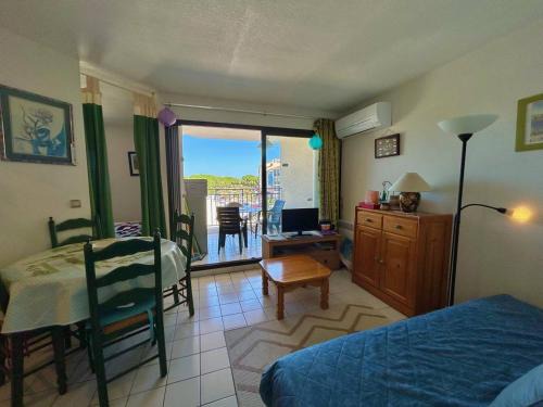 Plage d'Argeles Apartamento | T2 Cabine Climatisé avec Parking à Argelès-sur-Mer - FR-1-388-231