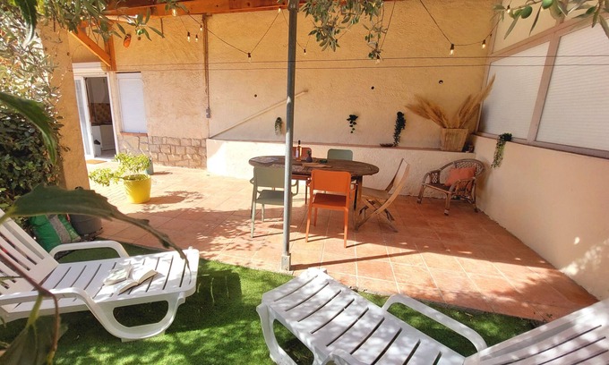 Greoux-les-Bains Apartamento | T2 Climatisé-plain Pied, Terrasse & Parking Privé