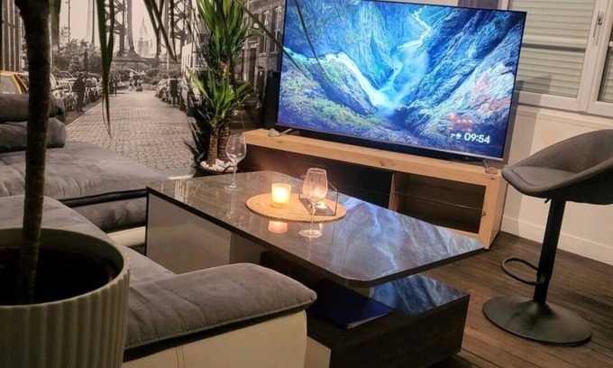 Alencon Apartamento | T2 Cosy Calme au RDC Parking Privé TV 165 cm Netflix/wi-fi