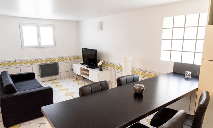 Clichy-Sous-Bois Apartamento | T2 acogedor cerca de París, aeropuerto CDG, Disney