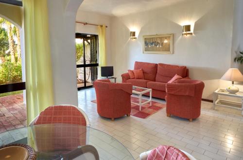 Alporchinhos Casa | T2 Holiday Cottage near the beach C225