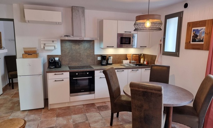 Collioure Apartamento | T2 luxury in historic district, authenticity, quiet close to beaches