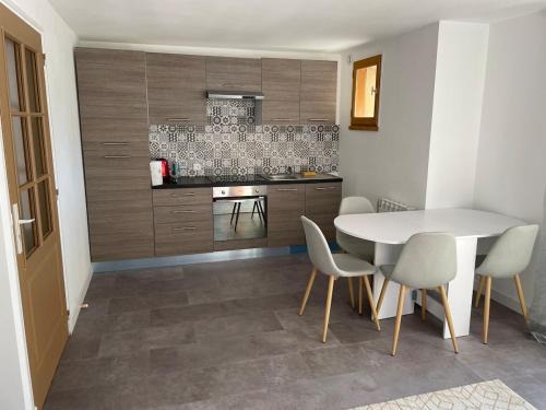 Onet-le-Chateau Apartamento | T2 meublé 42m2 avec terasse