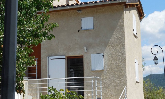 Draix Apartamento | T2 nuevo diseño prox. Digne (04) 4 pers. Garaje, jardín