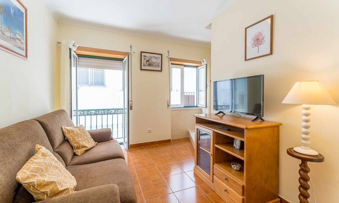 Nazare Apartamento | T2 Rua dos Lavradores