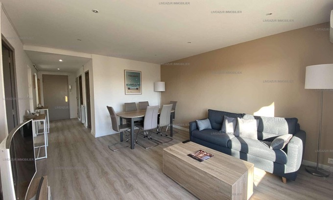 Sanary-sur-Mer Apartamento | T3 apartment near downtown with terrace for 4