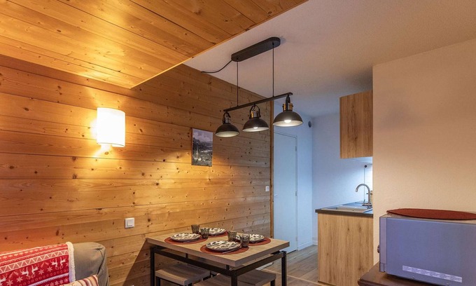 Cauterets Apartamento | Apartamento T3 con terraza, jardín y piscinas en Cauterets