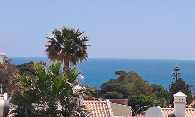Areias de Sao Joao Apartamento | T3, espaçoso, wifi, a/c, junto à praia!