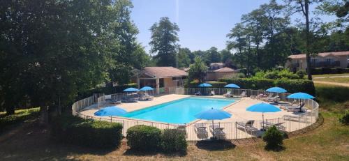 Barbaste Apartamento | T3 Famille - piscine, aire de jeux - Barbaste