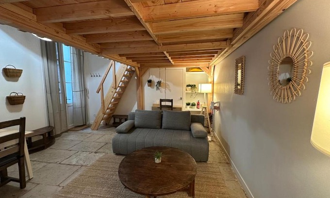 Montpellier City-Centre Apartamento | T3 rénové, au calme, plein centre et climatisé