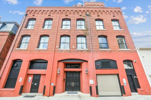 Historic District - North Casa | TA Bryson Hous e