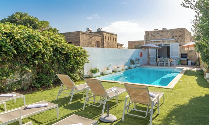 San Lawrenz Casa | Ta'Patee Pool Farmhouse in Gozo, Kercem Gozo, Malta