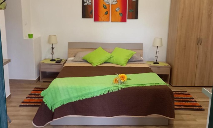 Tabua Casa | Tabua Village