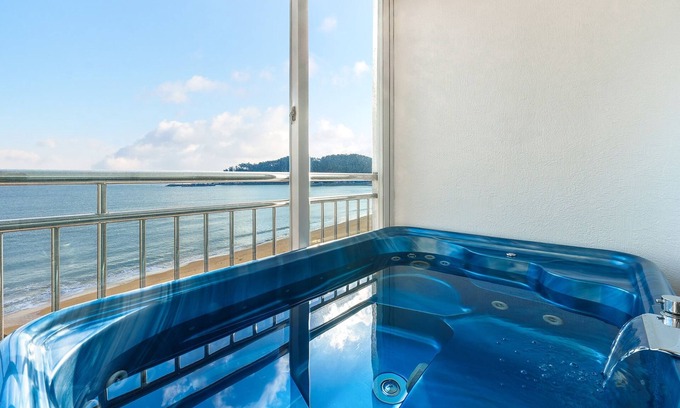 Kujanggul Casa | Taean Maumsokui Jip Pension
