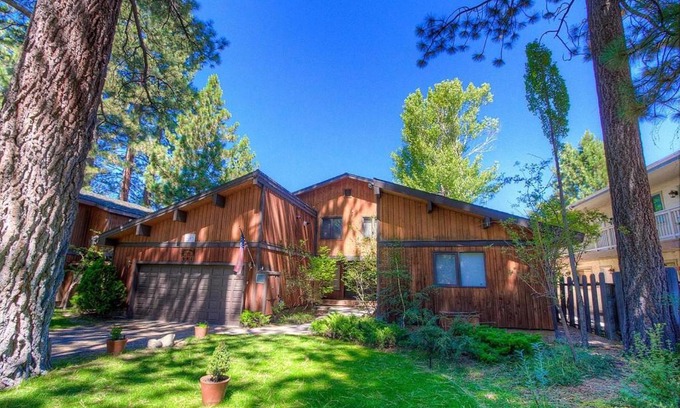 Al Tahoe Casa | Tahoe Acres by Lake Tahoe Accommodations
