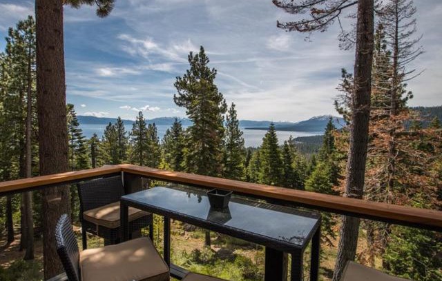 Talmont Casa | Tahoe Point of View - Amazing Lake Views at this 4BR w Hot Tub, Sauna, Near Skiing