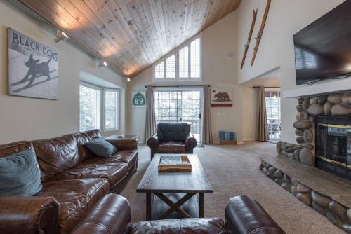 Kings Beach Casa | Tahoe Vista Home w/Spa close to Northstar & Lake