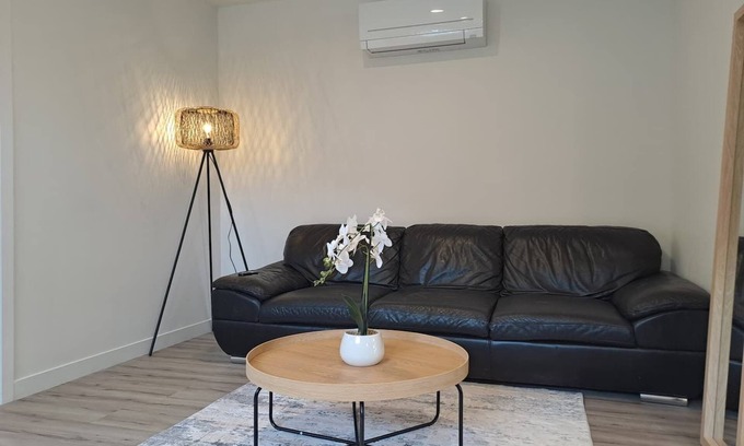 Saint Kilda Casa | Tainui Charm - 2 Apartments