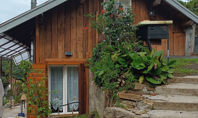 Alpago Cabina | Take a break at this cozy lodge by Lake St. Cross Bl.