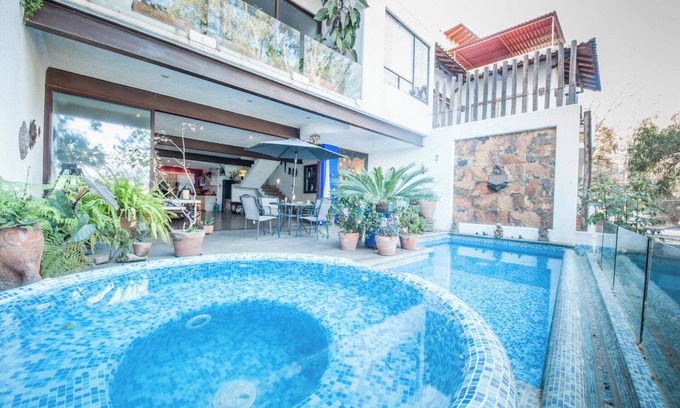El Santuario Casa | Take a breathe in our beautiful townhouse in Valle de Bravo