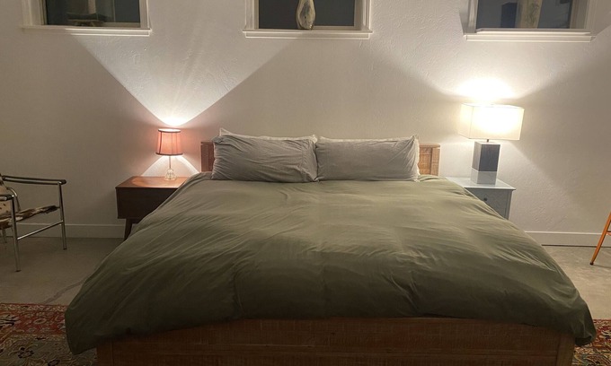 Sebastopol Otro | Take it easy at this unique and tranquil getaway in the countryside
