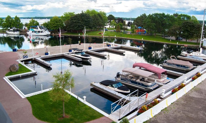 Brockville Apartamento | Tall Ships Landing Coastal Resort