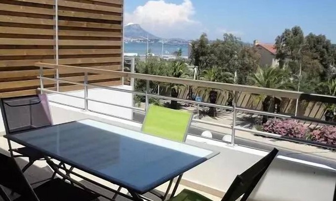 Les Sablettes Apartamento | Tamaris Bay Residence - Heart of the Sablets, beach opposite, air conditioning, wifi...
